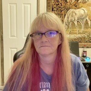 Meet your Posher, Traci